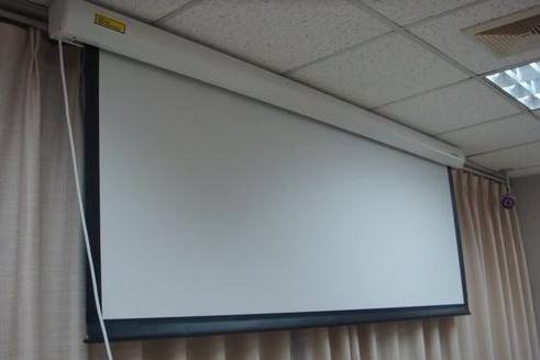 投影仪幕布机电怎样选？